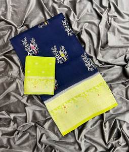 Sari en soie jacquard de qualité supérieure avec broderie Jari sur toute la surface – Collection riche d'imprimés numériques - Product Image 1