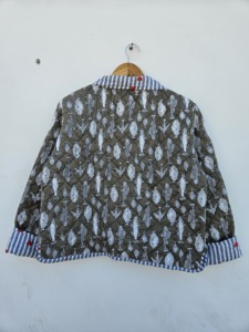 Chaqueta de Punto Floral Negra, Transpirable, con Cuello Chal, Manga Corta, Ropa Exterior de Primavera para Mujer, Regalo para Ella - Product Image 6