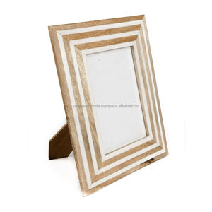 Marco de Fotos Artesanal de Madera y Resina con Incrustaciones, Diseño Azul, para Decoración del Hogar - Product Image 2