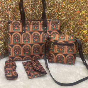 Ensemble de sacs à main pour femmes, 4 pièces, sac fourre-tout imprimé vintage avec sac à bandoulière, sac à main et portefeuille - Product Image 1