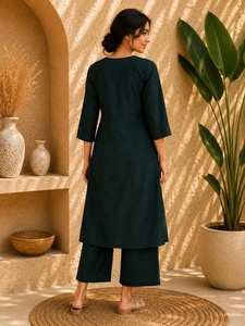 Ensemble Kurti et pantalon en coton brodé pour femmes, style traditionnel indien pakistanais, vêtements décontractés, coupe ample, toutes saisons - Product Image 2