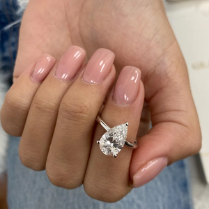 แหวนเพชรทรงลูกแพร์ IGI แบบ 3 กรงเล็บ สำหรับหมั้น เกรด D-E-F VVS-VS ทองคำ ทองคำขาว ทองชมพู เงิน สำหรับมืออาชีพ ขายส่ง B2B มีสินค้าในสต็อก - Product Image 4