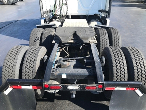 Camion de transport routier d'occasion FREIGHT LINER CADIA 126 2022, cabine couchette conventionnelle, 505 ch, diesel, empattement 229, transmission automatique, essieu 40 000 FA. - Product Image 5