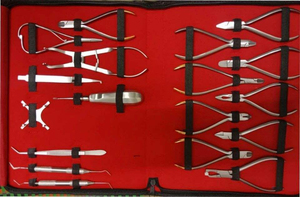 Ensemble d'instruments dentaires de haute qualité, kit d'outils orthodontiques, instruments chirurgicaux dentaires en acier inoxydable dans une valise - Product Image 5