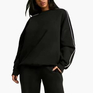 Sudadera Personalizada con Estampado Completo por Sublimación, Diseño de Hojas de Camuflaje Digital Real Tree, Cuello Redondo para Mujer - Product Image 3