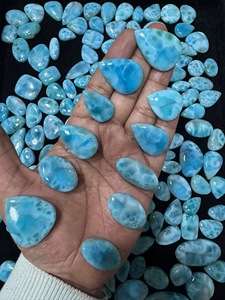 พลอยลาริมาร์ธรรมชาติทรงหลังเบี้ย คุณภาพ AAA สีฟ้าอมเขียว ขัดเงา รูปทรงและขนาดคละแบบ ขายส่งสำหรับทำเครื่องประดับ - Product Image 4