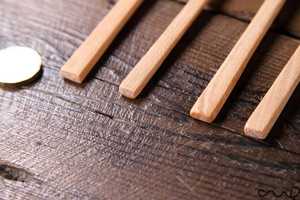 Spatule classique en bois de Neem naturel – Spatule de cuisine haut de gamme à long manche pour poêles antiadhésives, cuisson, agitation et préparation des aliments - Product Image 3