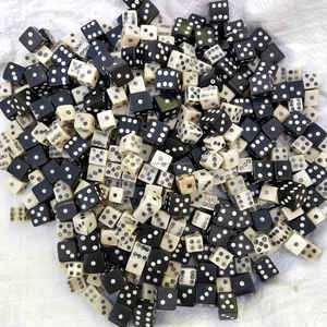 ลูกเต๋ากระดูกควายขาวพรีเมียม ขัดเงา ทำด้วยมือ อุปกรณ์เกมกระดาน ราคาดีที่สุด - Product Image 5