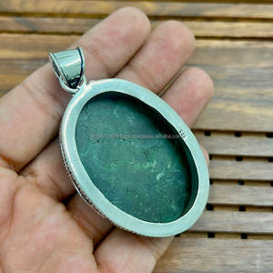 Pendentif malachite en argent sterling 925 fait à la main plaqué or bijoux de déclaration cadeau de pierres précieuses pour elle - Product Image 4