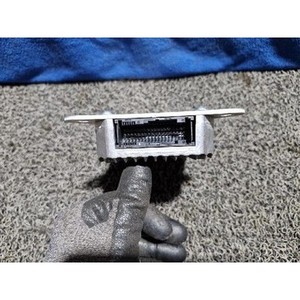 ECU และโมดูลคอมพิวเตอร์มือสองสำหรับรถยนต์ซีรีส์ 7 รุ่น 6855921013 - Product Image 3