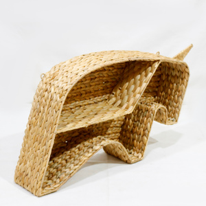 Étagère décorative en rotin faite à la main, style bohème, forme irrégulière, décoration d'intérieur, accessoire pour le salon - Product Image 1