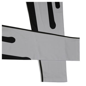 Leggings modernes pour femmes, couleur unie, taille haute élastique, respirants, avec poches décoratives, vente en gros du Pakistan - Product Image 3