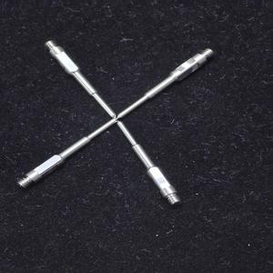 Piezas de Precisión de Latón Mecanizadas por CNC para Equipos Industriales con Tolerancia de 0.01 mm - Servicios de Electroerosión por Hilo - Product Image 4