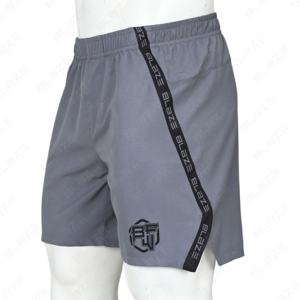 Pantalones cortos de gimnasio atléticos OEM personalizados con cinta lateral de firma y diseño ligero - Product Image 1