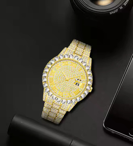 Reloj de Lujo con Diamantes Moissanite para Hombre, Elegante Reloj de Pulsera de Cuarzo para Fiestas y Regalos, Reloj de Pulsera para un Estilo Moderno - Product Image 4