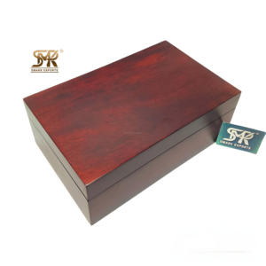 Boîte en bois peinte à la main de luxe exquise avec doublure en velours bleu pour des souvenirs élégants de bijoux de décoration et d'artisanat en bois - Product Image 6