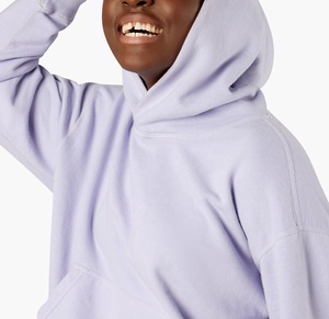 Sweat-shirt à capuche violet clair pour femme avec poche avant, pull décontracté pour l'hiver, haut de jogging - Product Image 5