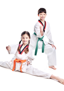 Kimono de karaté personnalisé noir, blanc, rose, rouge, bleu – Tissu élégant pour l'arts martiaux et les combats de boxe - Product Image 5