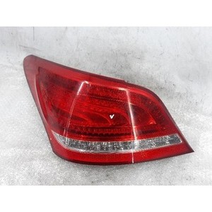 Luz Trasera Izquierda Usada Equus 924013N010 - Product Image 3