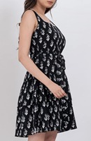 Robe Courte Trapèze en Coton Tissé Imprimé Floral Noir Écologique, Légère et Fluide, Tendance pour Femme – Meilleure Vente Estivale