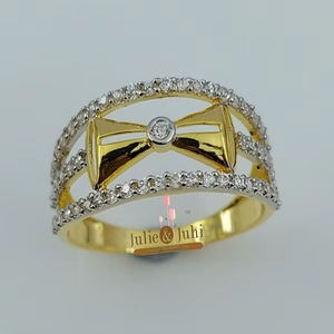 Bague de fiançailles pour femme en or jaune véritable 22 carats, design élégant, brillance intense, style intemporel, à porter au quotidien, pour les célébrations de mariage - Product Image 2