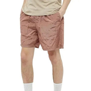 Shorts de course personnalisés au design tendance, coupe-vent en nylon, shorts d'entraînement pour hommes, respirants, avec imprimé lettres. - Product Image 1