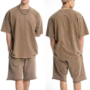 Ensemble t-shirt et short pour homme, couleur unie, col rond, vêtements décontractés d'été, tissu tricoté 100% coton - Product Image 2