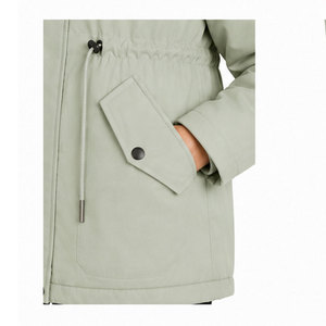 Chaqueta Parka de Invierno para Mujer OEM ODM con Capucha Desmontable, Material Transpirable e Impermeable y Logotipo Personalizado - Product Image 5