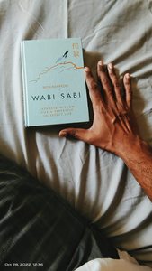 WABI SABI de Beth Kempton, libro de tapa dura, sabiduría japonesa para una vida perfectamente imperfecta - Product Image 4