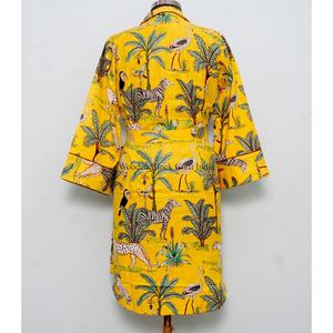 ชุดเดรสลำลองสไตล์กิโมโน แขนกว้าง พิมพ์ลายป่า คอวี ยาวระดับเข่า ผ้าฝ้าย 100% สีชมพู สีฟ้า ลายดอกไม้ ติดกระดุม มีเข็มขัดผูกเอง - Product Image 6