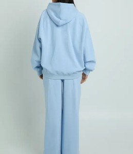 Conjunto de Sudadera de Cuello Redondo y Pantalones Relajados para Mujer, Fabricante de Ropa al por Mayor con Logotipo Personalizado OEM/ODM y Marca Privada - Product Image 2