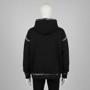 Sudadera con Capucha Raglán Negra y Blanca para Hombre, Sudadera con Capucha Personalizada con Logotipo, Sudadera Informal con Bloques de Color, Sudadera Urbana - Product Image 2