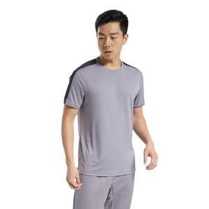 T-shirt haute qualité 100% coton, col rond, t-shirt d'été pour homme, t-shirts avec logo, logo personnalisé imprimé, t-shirt homme - Product Image 1