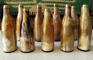 Botella de Agua Reutilizable con Diseño de Cuerno para Beber Leche, Jugo, Refrescos, Bebidas Frías, Deportes al Aire Libre, Botella Escolar - Product Image 4