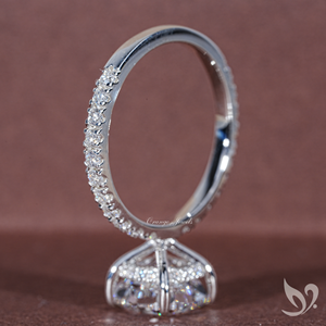 Anillo de Compromiso con Diamante Cultivado en Laboratorio de Corte Cojín de 3CT |   Anillo de Boda de Lujo de Oro Sólido de 10k con Certificado IGI - Product Image 3