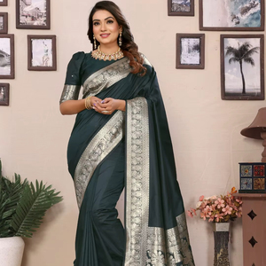 Sari en soie Banarasi avec travail de tissage, style moderne, pour les occasions de fête, Diwali et mariages, longueur au sol - Product Image 1