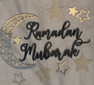 <b>Ramadan</b> <b>Mubarak</b> Metal Crescent Moon Star Wall Decor Hanging Ornament for Home Living Room - Product Image 1
