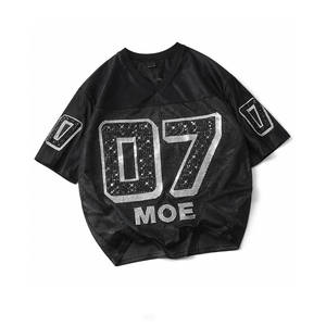 Maillot de football américain noir orné de cristaux, strass, maille oversize, logo personnalisé, streetwear, production OEM en gros - Product Image 3