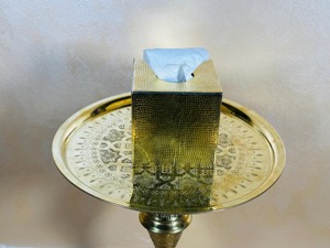 Cubierta para Caja de Pañuelos Cuadrada de Metal con Acabado Dorado Martillado, Elegante Soporte de Mesa Ideal para Restaurantes, Mesas de Hotel y Eventos - Product Image 6