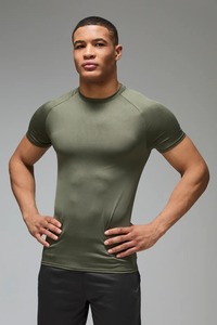 Camiseta ajustada de manga corta para hombre, para gimnasio, entrenamiento, atlética, de compresión, cuello redondo, informal, para entrenamiento. - Product Image 6