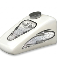 Urne funéraire blanche de style américain et européen en forme de réservoir de carburant avec emblème d'aigle et motif plaque diamantée pour la commémoration des adultes