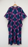 Robe Kaftan Maxi Bohème en Coton Tie-Dye Lavable et Respirante, Faite sur Mesure, Écologique, Col en V, Cordon de Serrage Contrastant pour Boutique