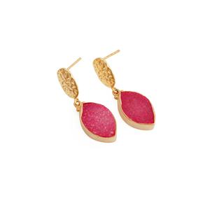 Boucles d'oreilles en forme de marquise en pierre précieuse Druzy rose fait à la main Bijoux de mode en plaqué or texturé avec un design unique de goujons - Product Image 3