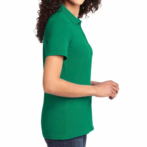 Polo de Mujer Color Lavanda, Manga Corta, Tejido de Punto, Transpirable, Corte Regular, Estilo Casual, Logotipo en el Cuello Trasero - Product Image 4