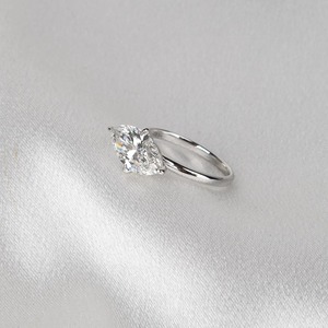 แหวนเพชรเม็ดเดี่ยวทรงมาร์คีส์ 3 กะรัต สร้างในห้องปฏิบัติการ หรูหรา ได้รับการรับรองจาก IGI สี E ทองคำขาว 14K แหวนหมั้น ของขวัญสำหรับเธอ - Product Image 3