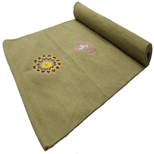 Esterilla de Yoga Premium de Algodón con Rayas Tradicionales, Antideslizante y Duradera, para Meditación, Pilates y Fitness - Product Image 1