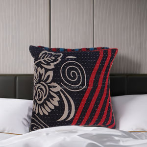 ปลอกหมอน Kantha ปักลวดลายสวยงามแนววินเทจ - Product Image 1