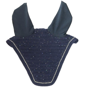 Voile anti-mouches pour cheval en crochet de haute qualité, confortable, avec détails en sequins et bordure argentée, protège-oreilles doux, fait main - Product Image 1
