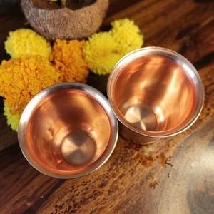 Verre à boire rond en verre finition cuivre, intérieur lisse, vaisselle décorative pour la maison, la salle à manger, les restaurants et les événements - Product Image 1