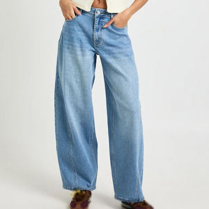 Bulk Women Utility Cargo Jeans Relaxed Fit Denim Pants for Urban Fashion Retail Programs Low MOQ Low MOQ - Product Image 4